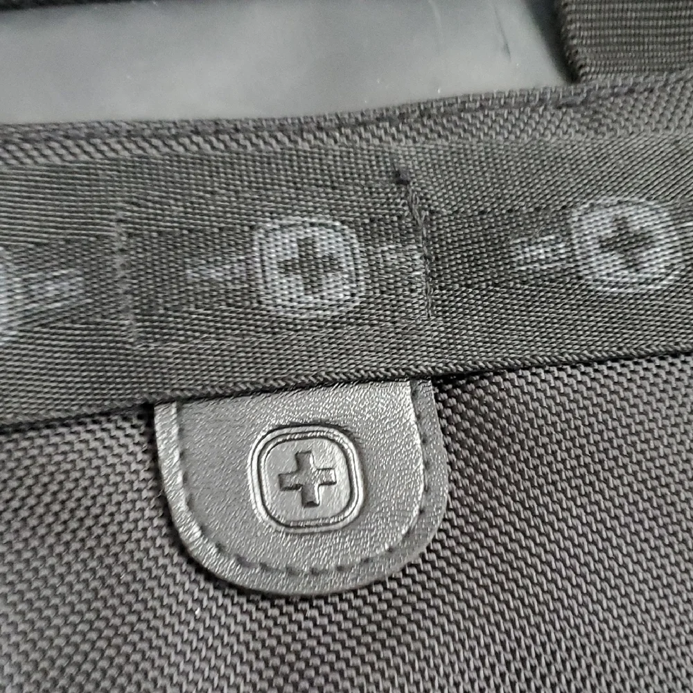 SwissGear Black Laptop Bag Gender Neutral One Size